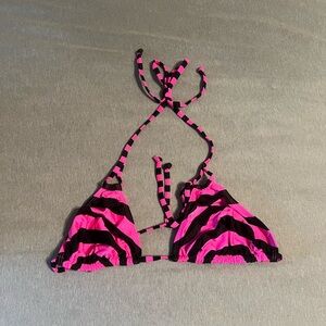 Curvy Beach 1x Triangle